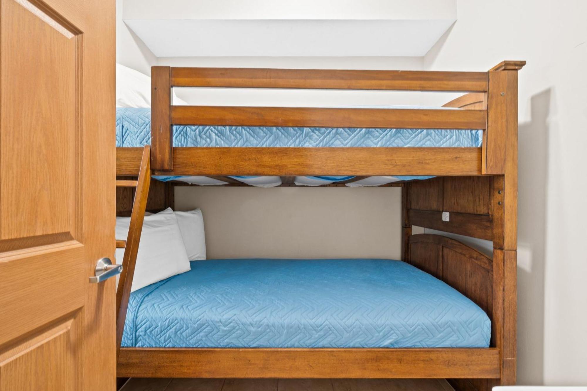 Holiday home Sea Dunes 502 Oasis Beachfront With Pool Hot Tub Free Service 0488 Fort Walton Beach
