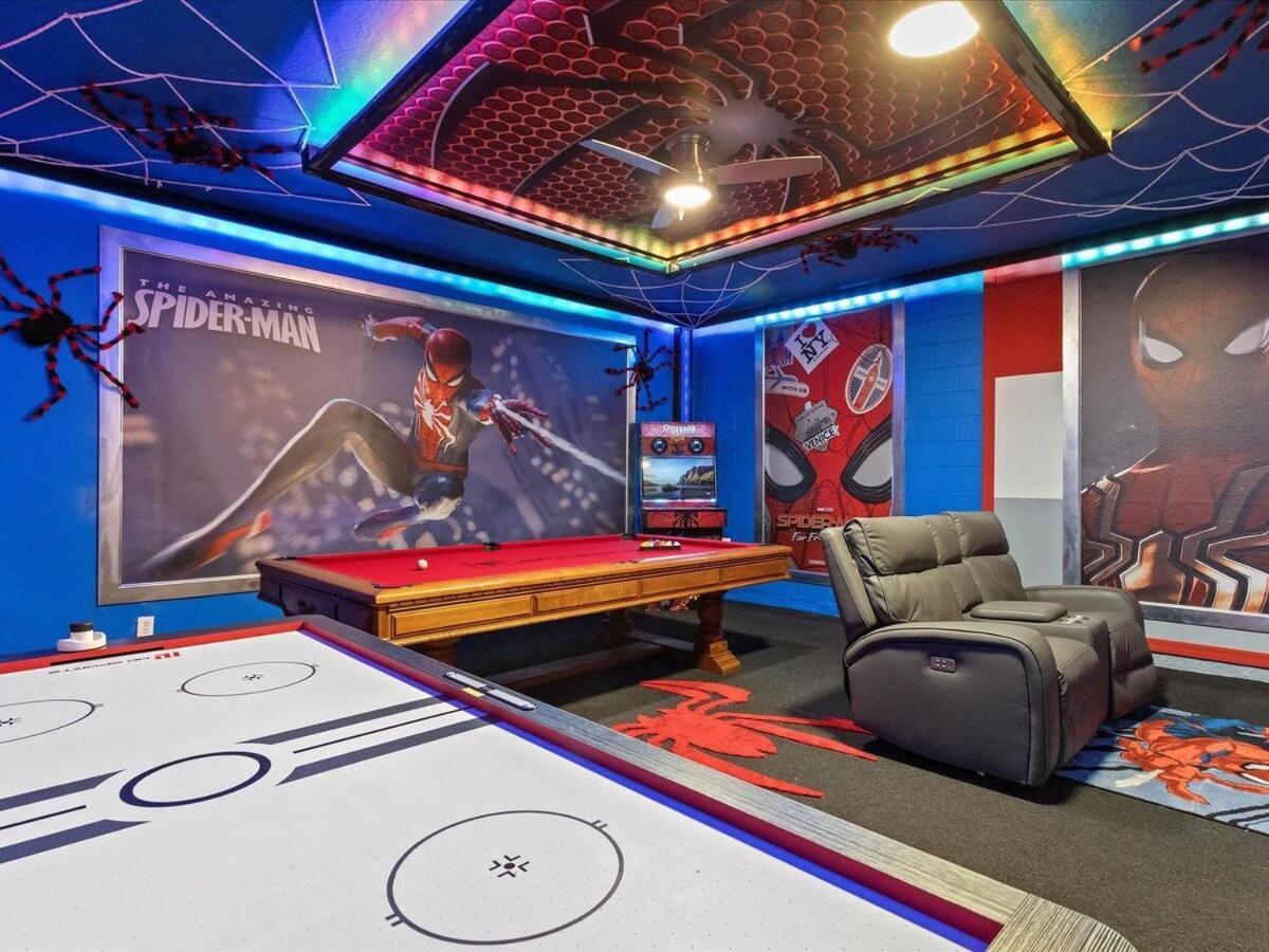 Dazzling Windsor Island 7br Themed Gameroom * Davenport