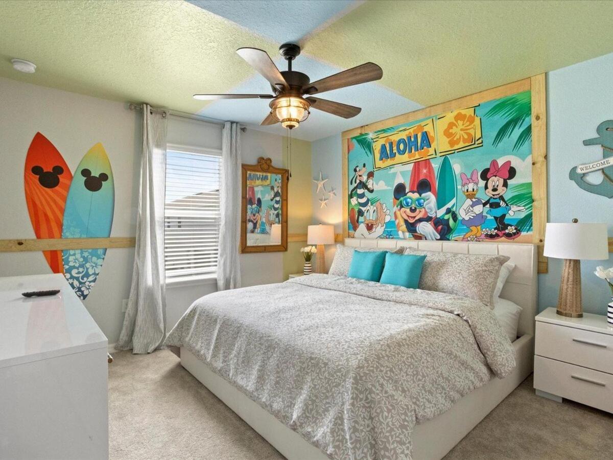 Dazzling Windsor Island 7br Themed Gameroom Davenport