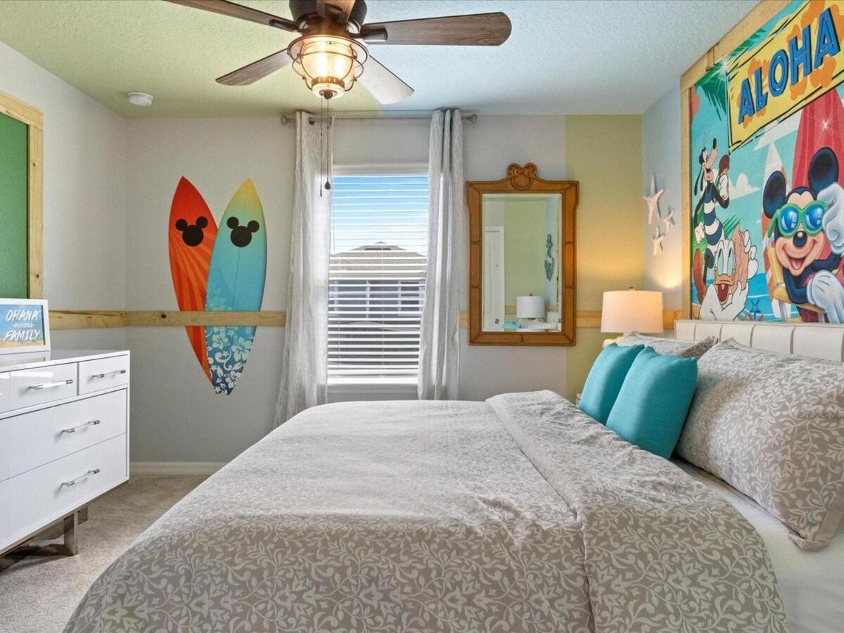 Dazzling Windsor Island 7br Themed Gameroom