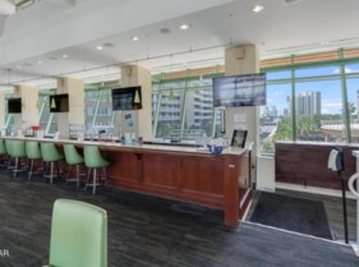 Fabulous Views At Emerald Aparthotel *