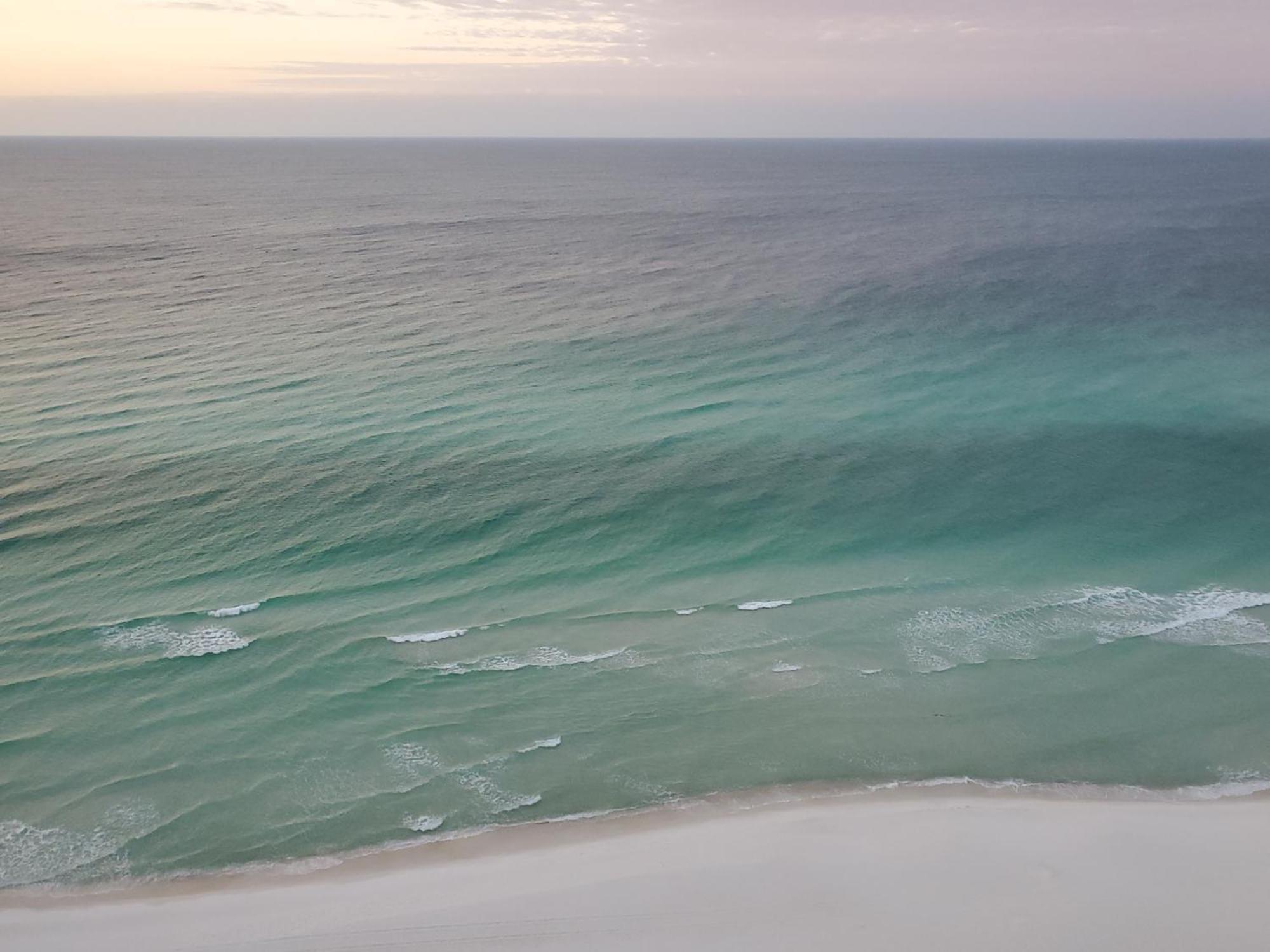 Fabulous Views At Emerald Aparthotel *