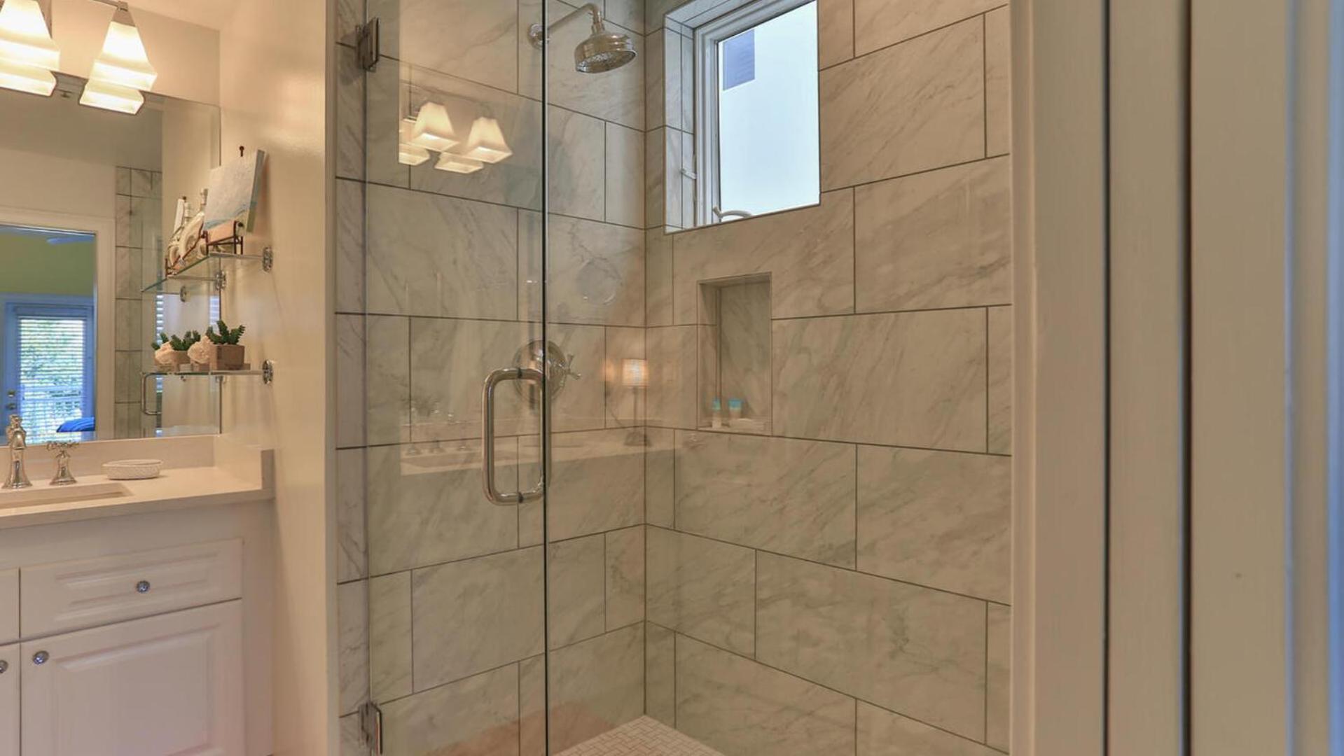 Grandview 102 - Fabulous Front Ground Floor * Destin