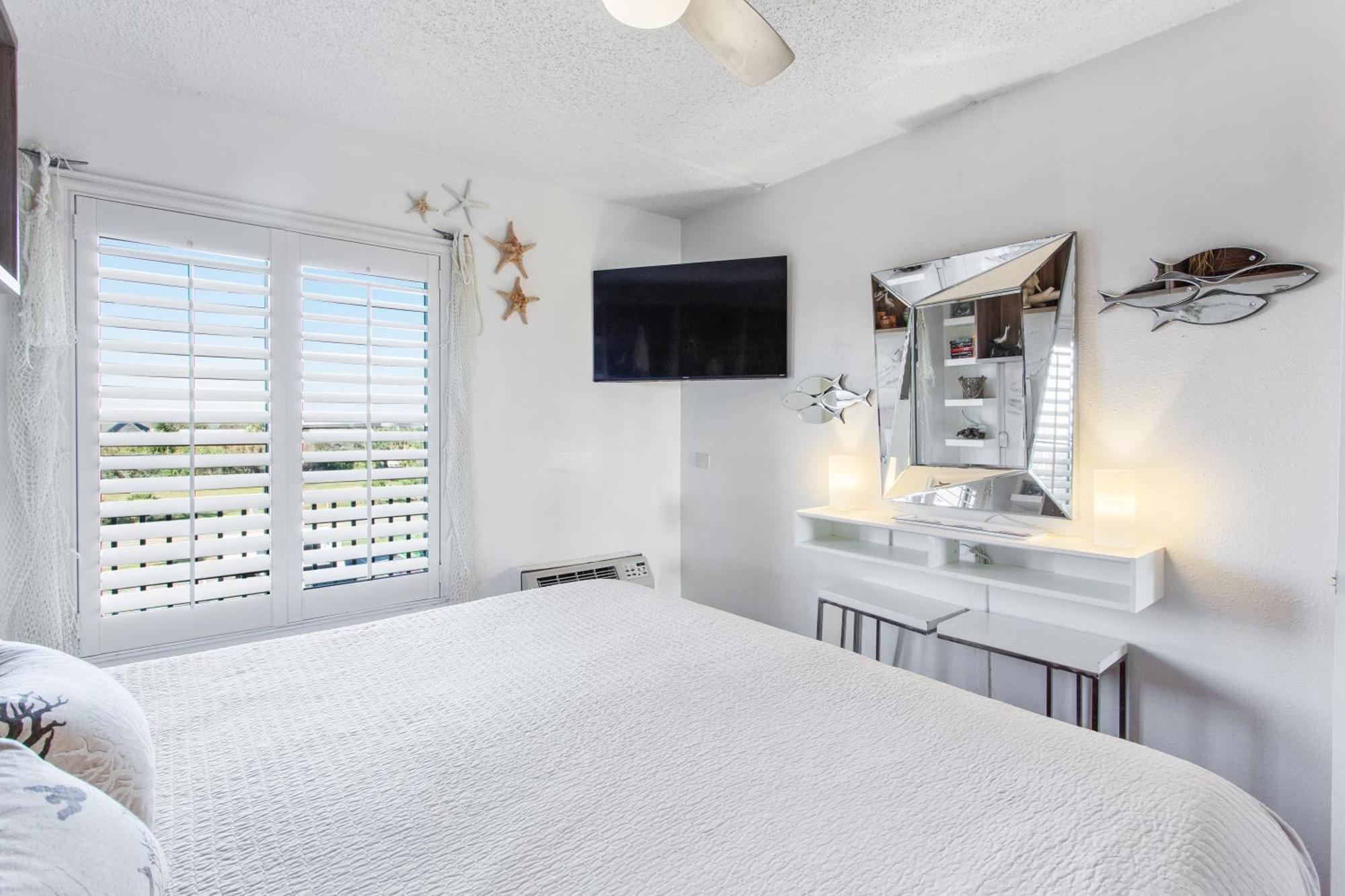 Hotel Beachers Crescent Beach