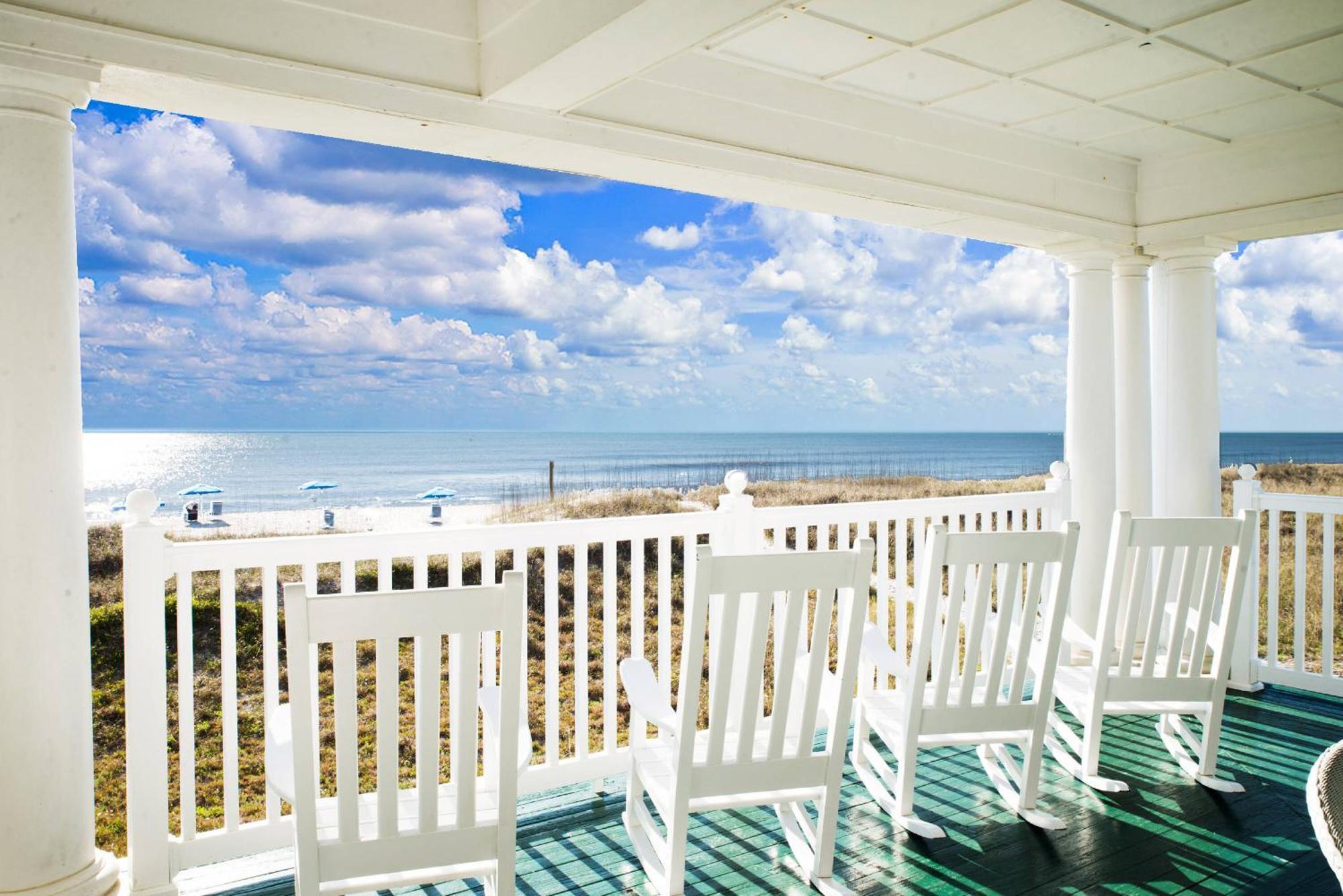 Hotel Elizabeth Pointe 3*