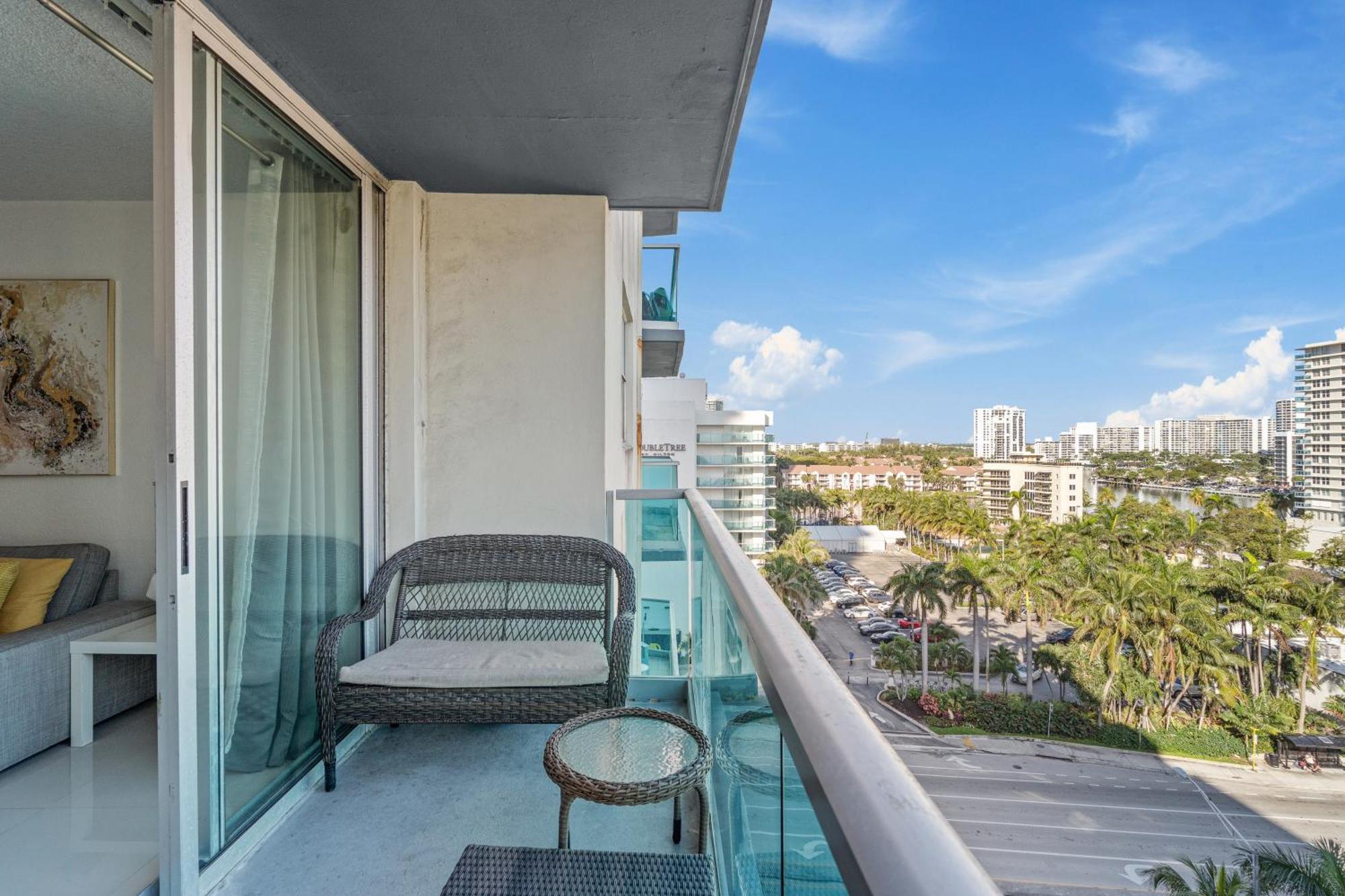 Apartment Great With Access Hollywood