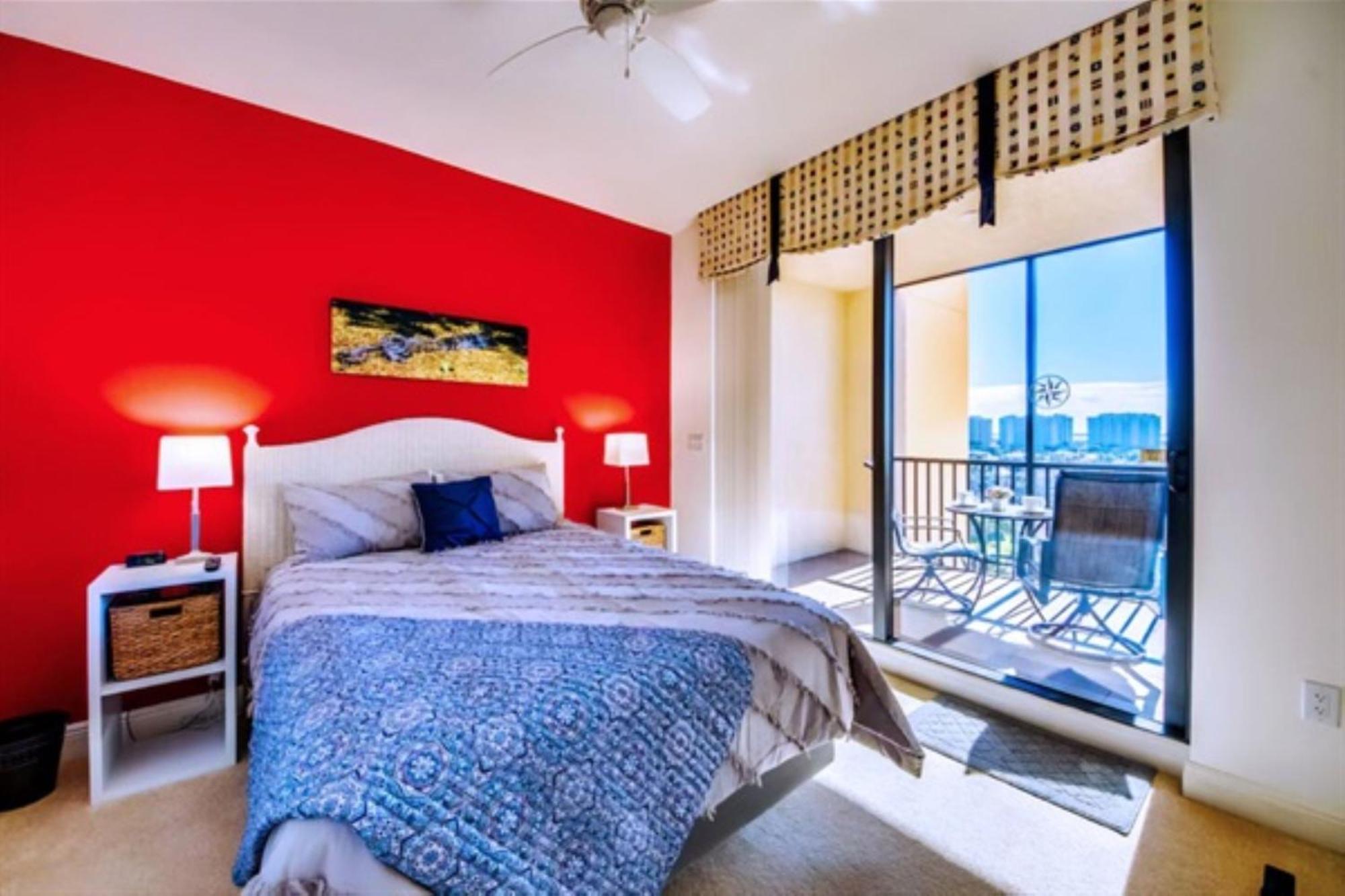 Vista Del Mar At Cape Harbour Marina, 10th Floor Luxury Condo, King Bed, Views! * Cape Coral