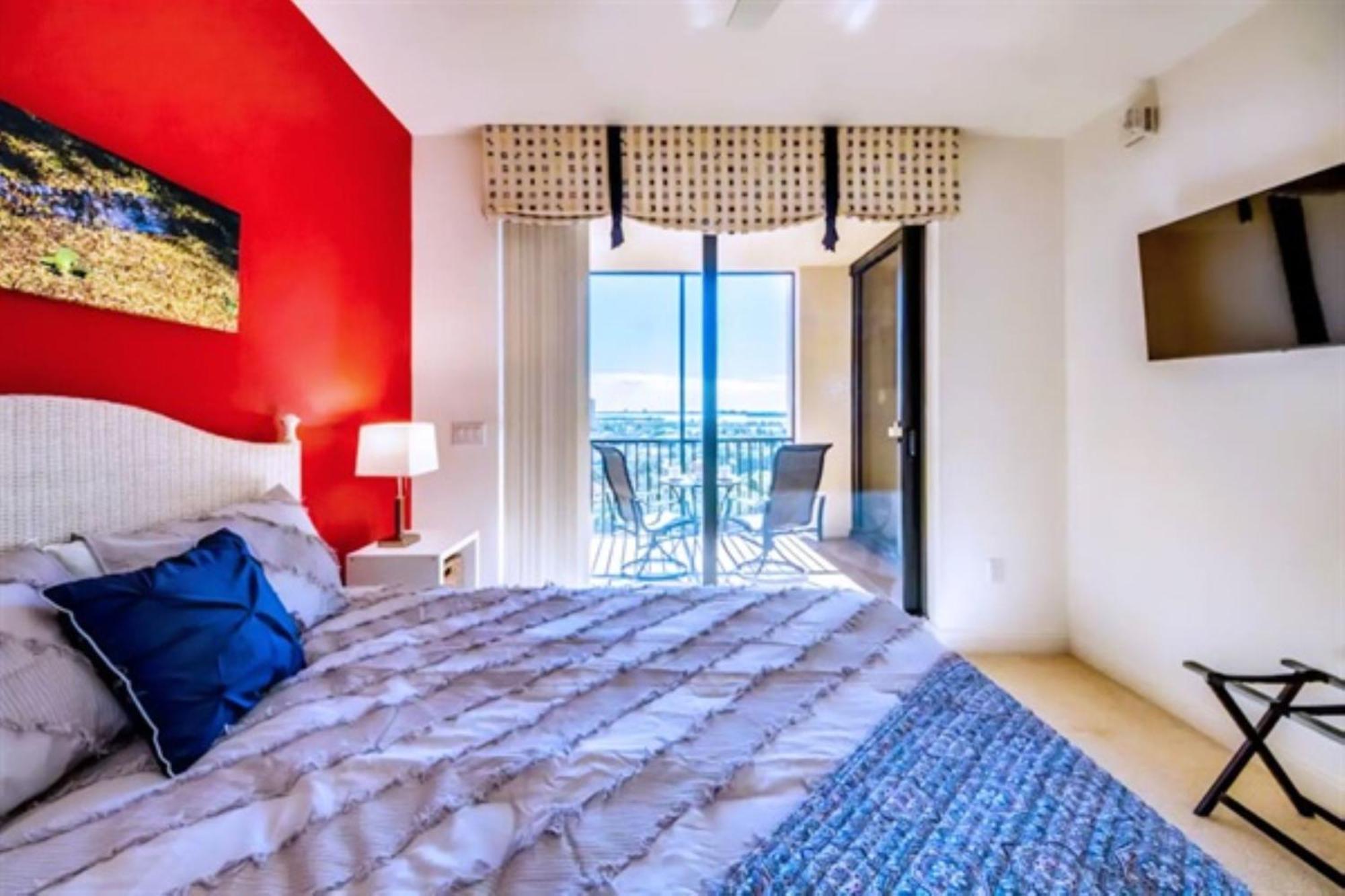 Vista Del Mar At Cape Harbour Marina, 10th Floor Luxury Condo, King Bed, Views!