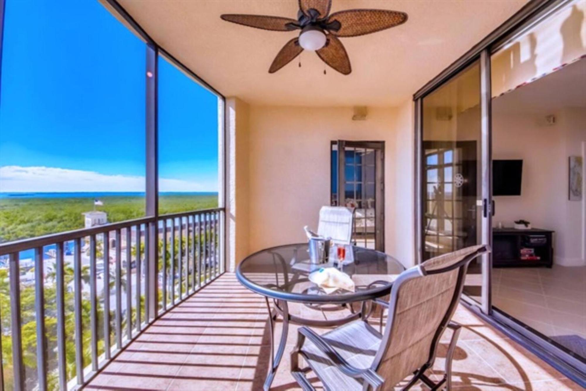 Vista Del Mar At Cape Harbour Marina, 10th Floor Luxury Condo, King Bed, Views! Aparthotel