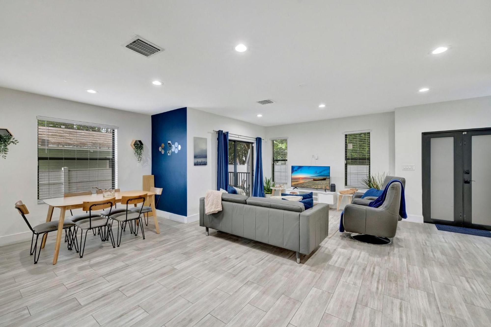 Magnificent Townhome Steps From Atlantic Ave *