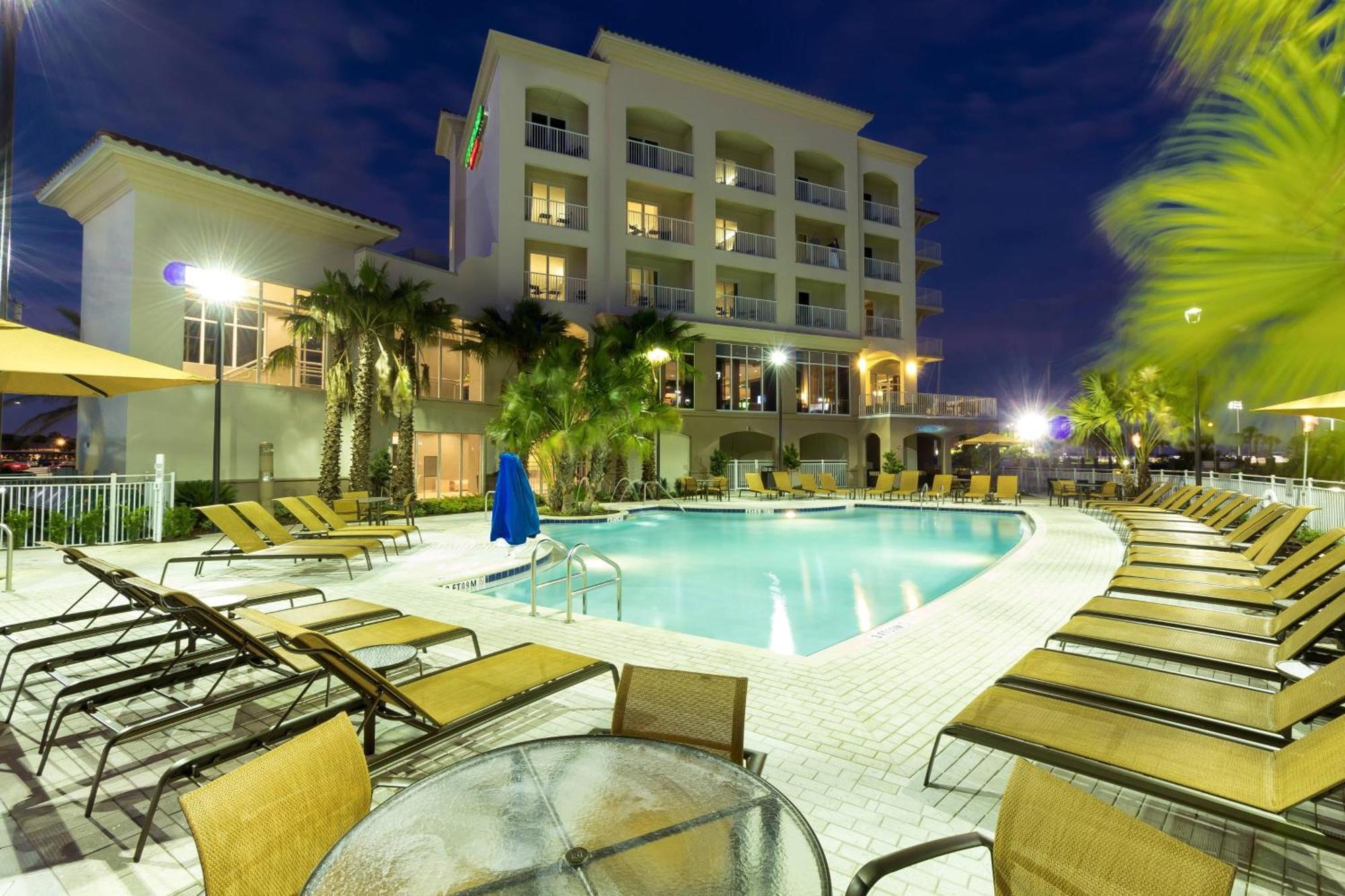 Courtyard By Marriott St. Petersburg Clearwater/madeira Madeira Beach