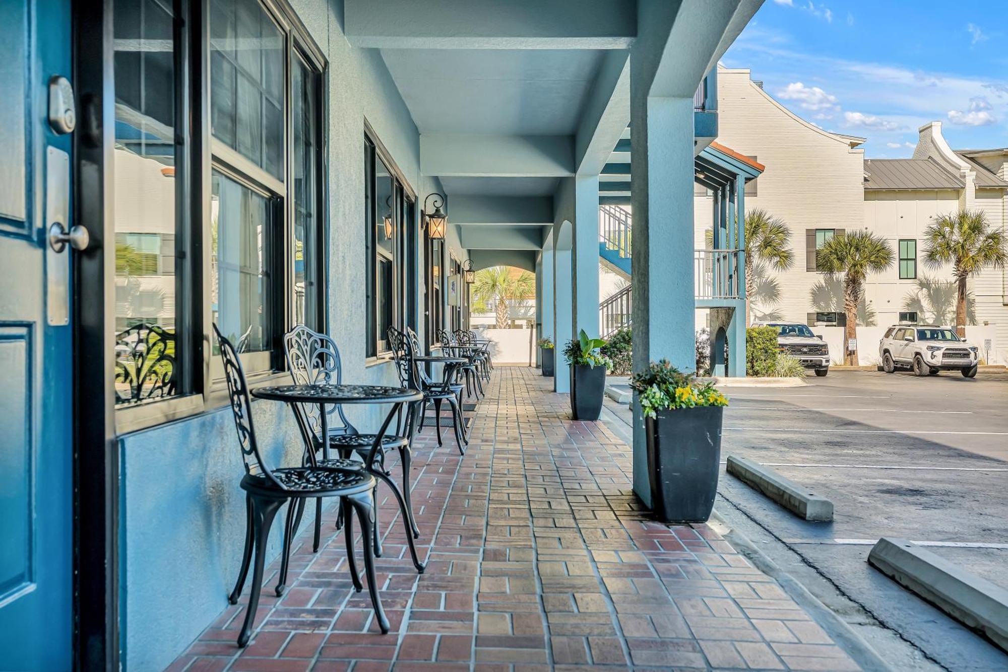Beachside Hotel Destin
