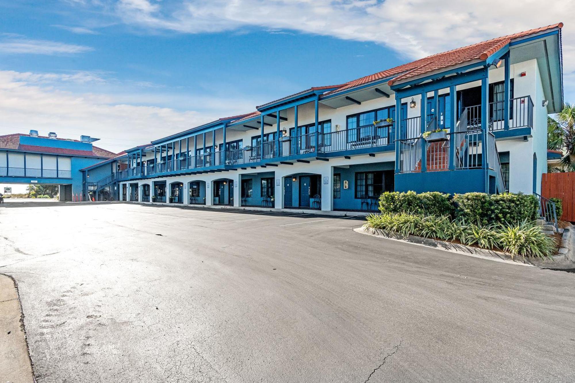 Hotel Beachside 3*