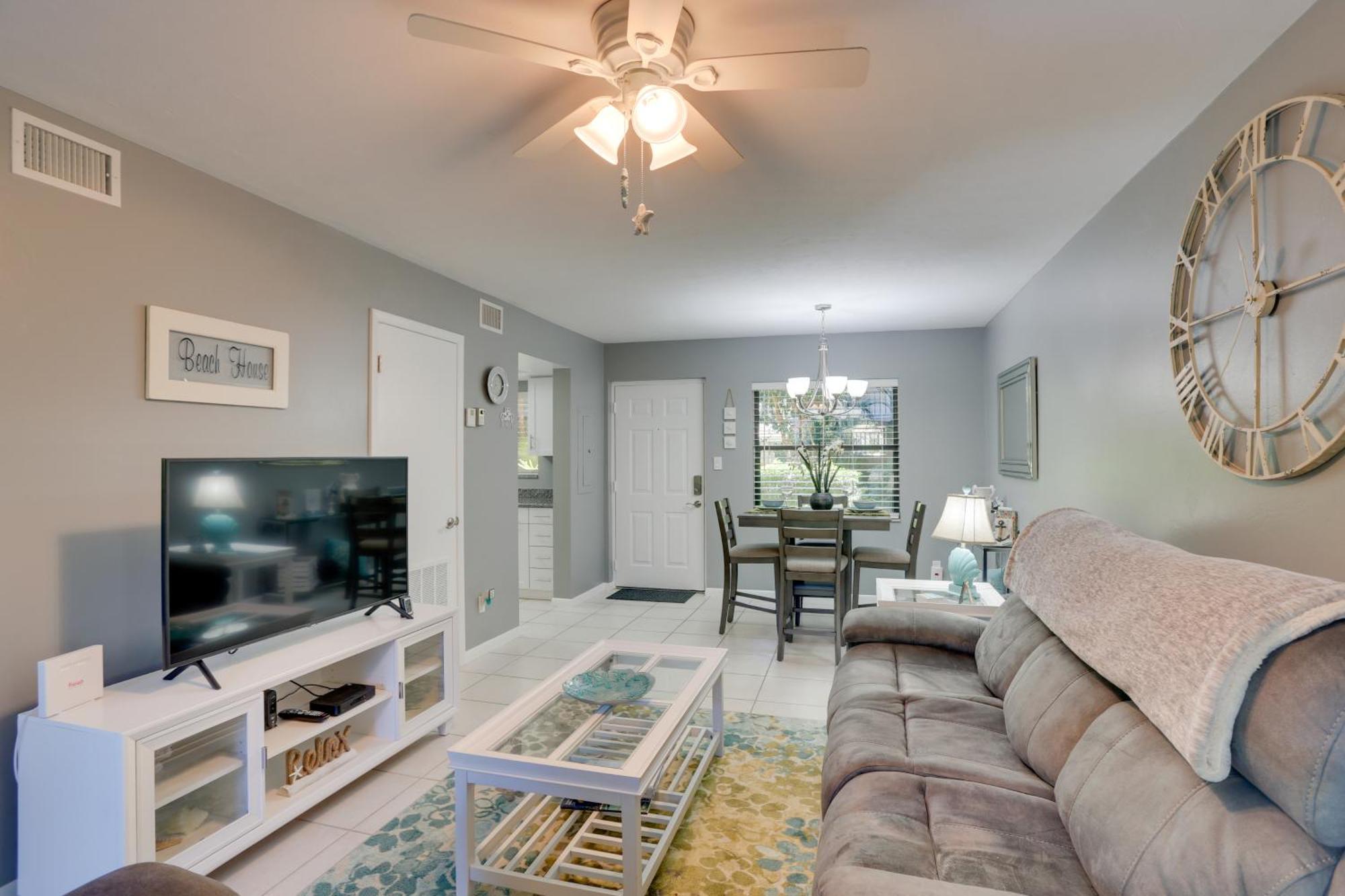 Vacation With Community Pool! Apartment *