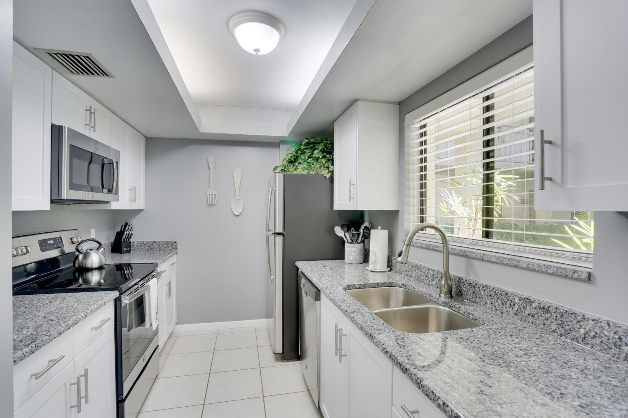 Vacation With Community Pool! Bonita Springs