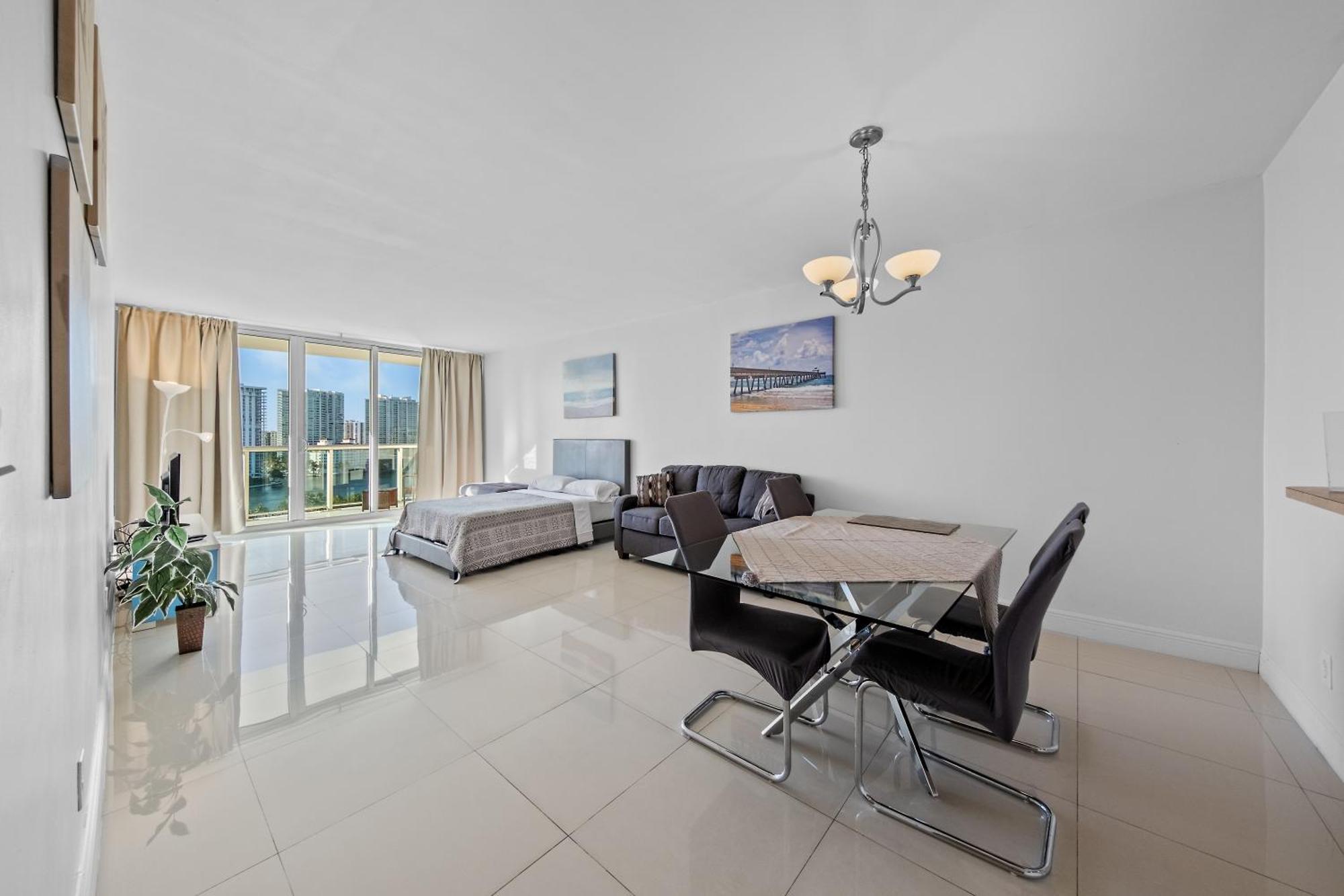 Miami Oceanview Oasis Collins Ave Free Parking *