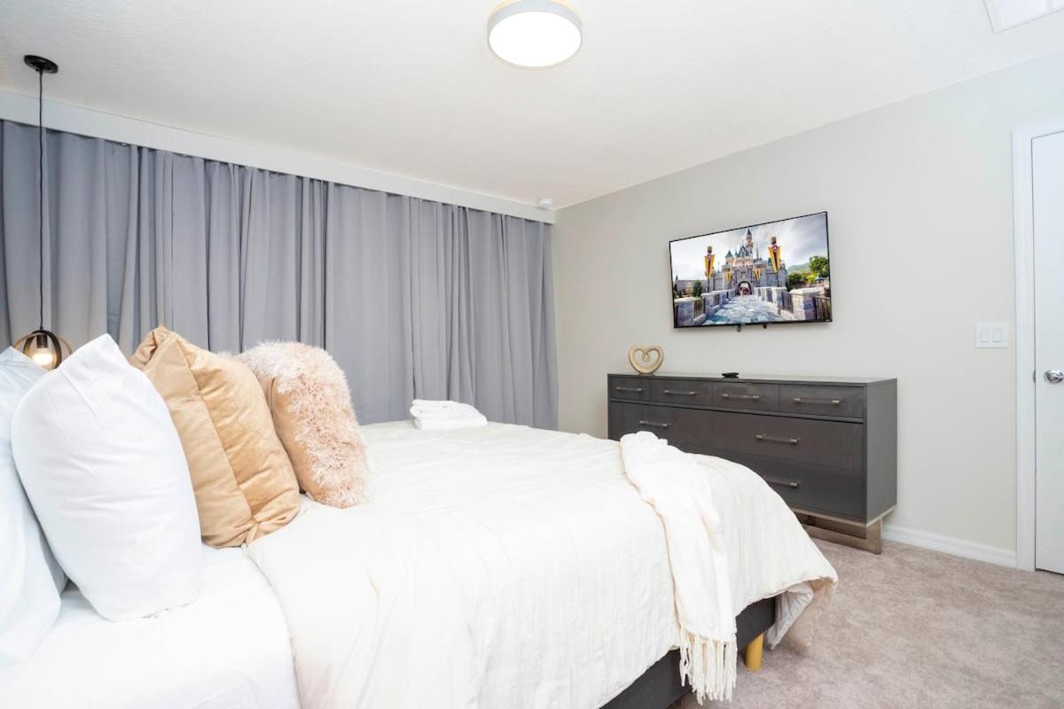 7316 Luxury Near