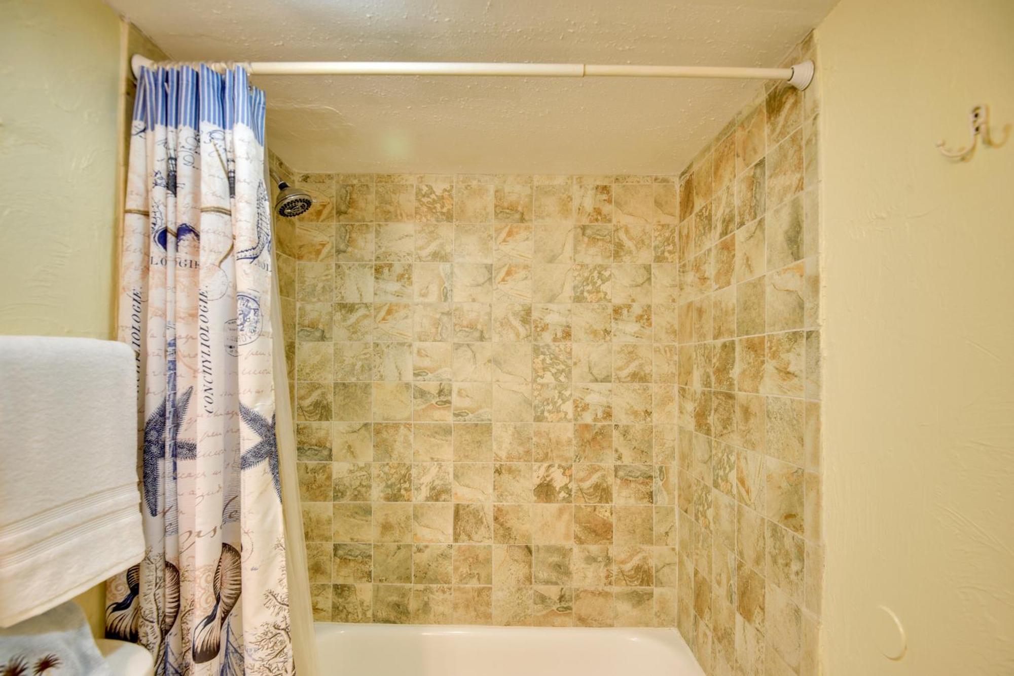 Apartment Oceanfront Daytona Walkable Location
