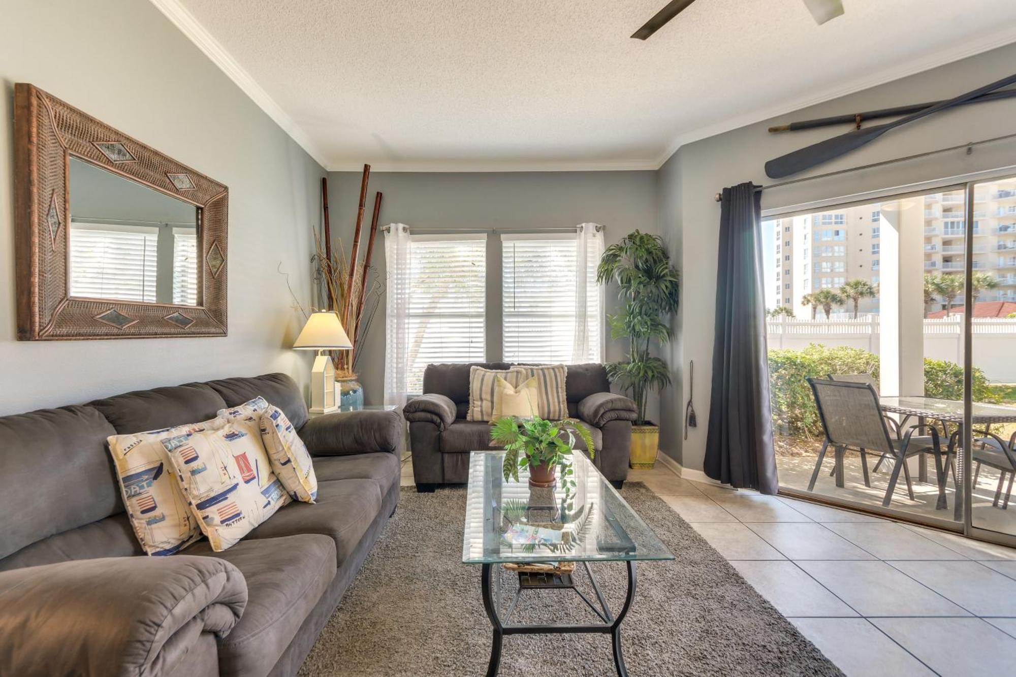 With Community Pools And Access! Destin
