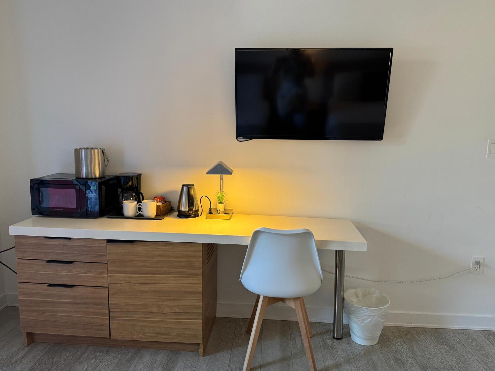 Apartment Mvr At Beachwalk Hallandale Beach