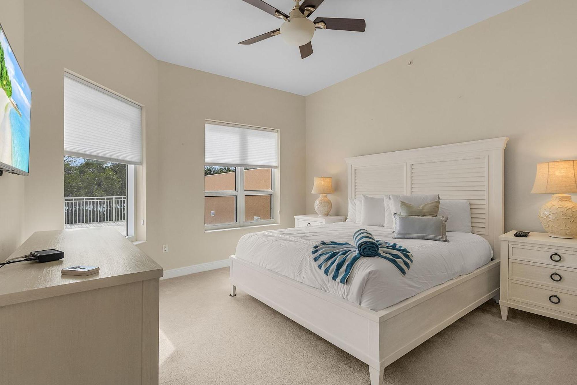 Waterfront W/ Bay Views, Pool & Tennis Court