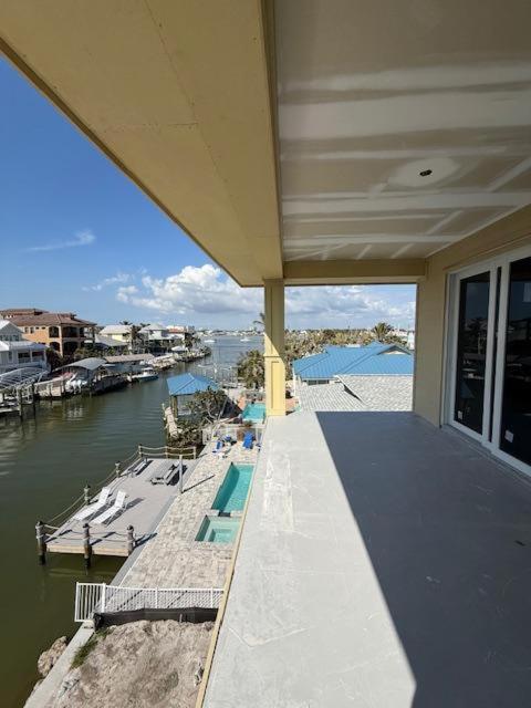 Holiday home New Luxury Build W/ Pool, Hot Tub & Canal Views *