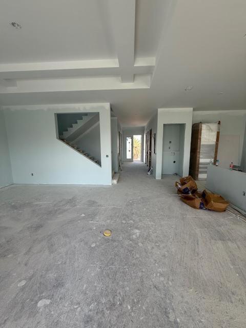 New Luxury Build W/ Pool, Hot Tub & Canal Views Holiday home *