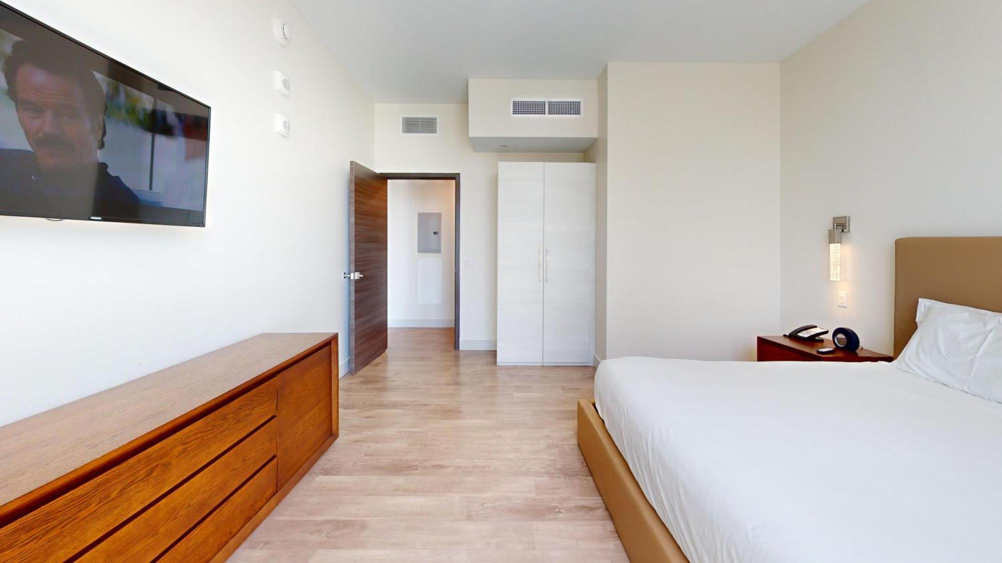 Ch Luxury & On The Apartment