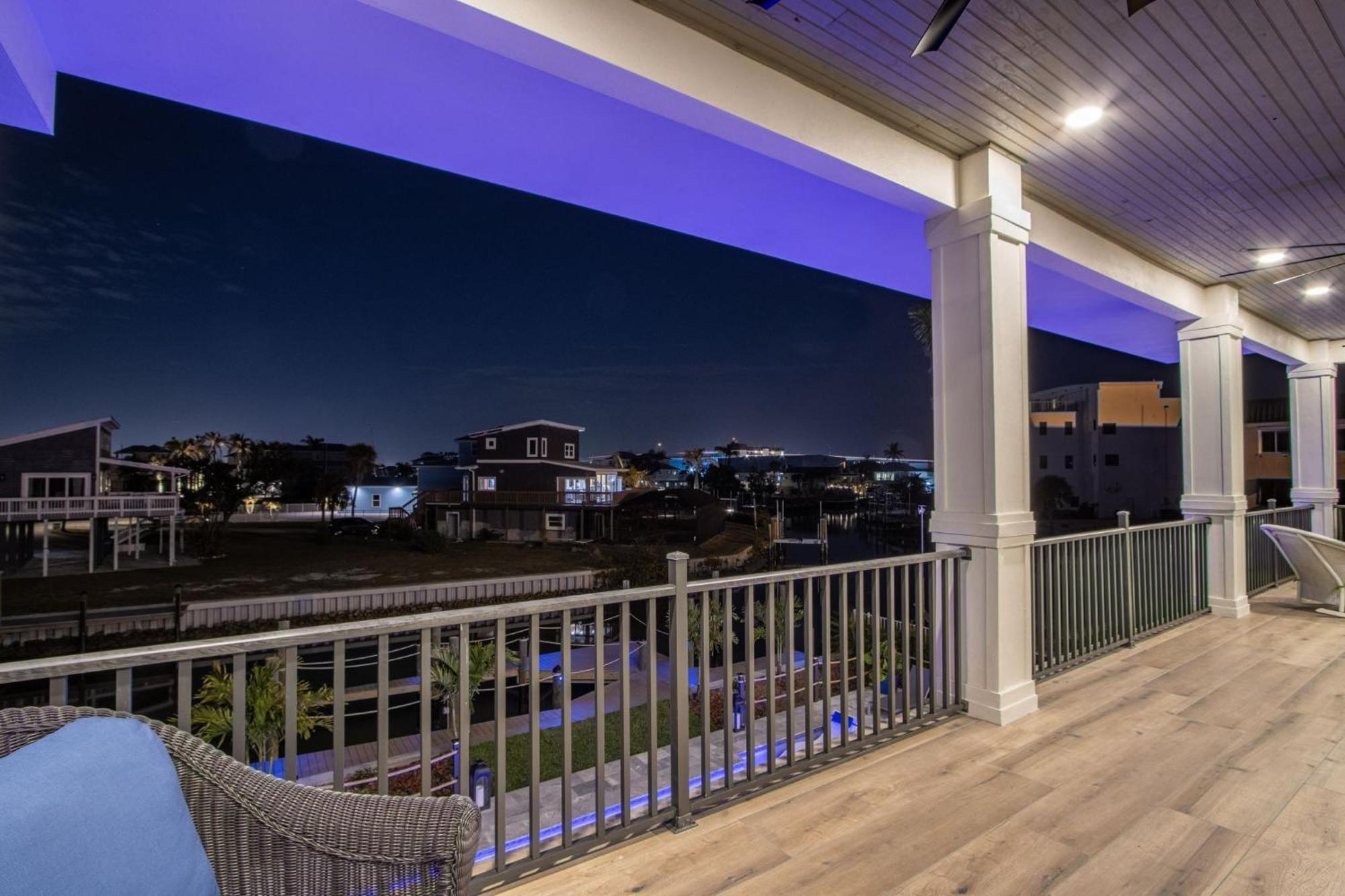 749 Paradise Pointe *