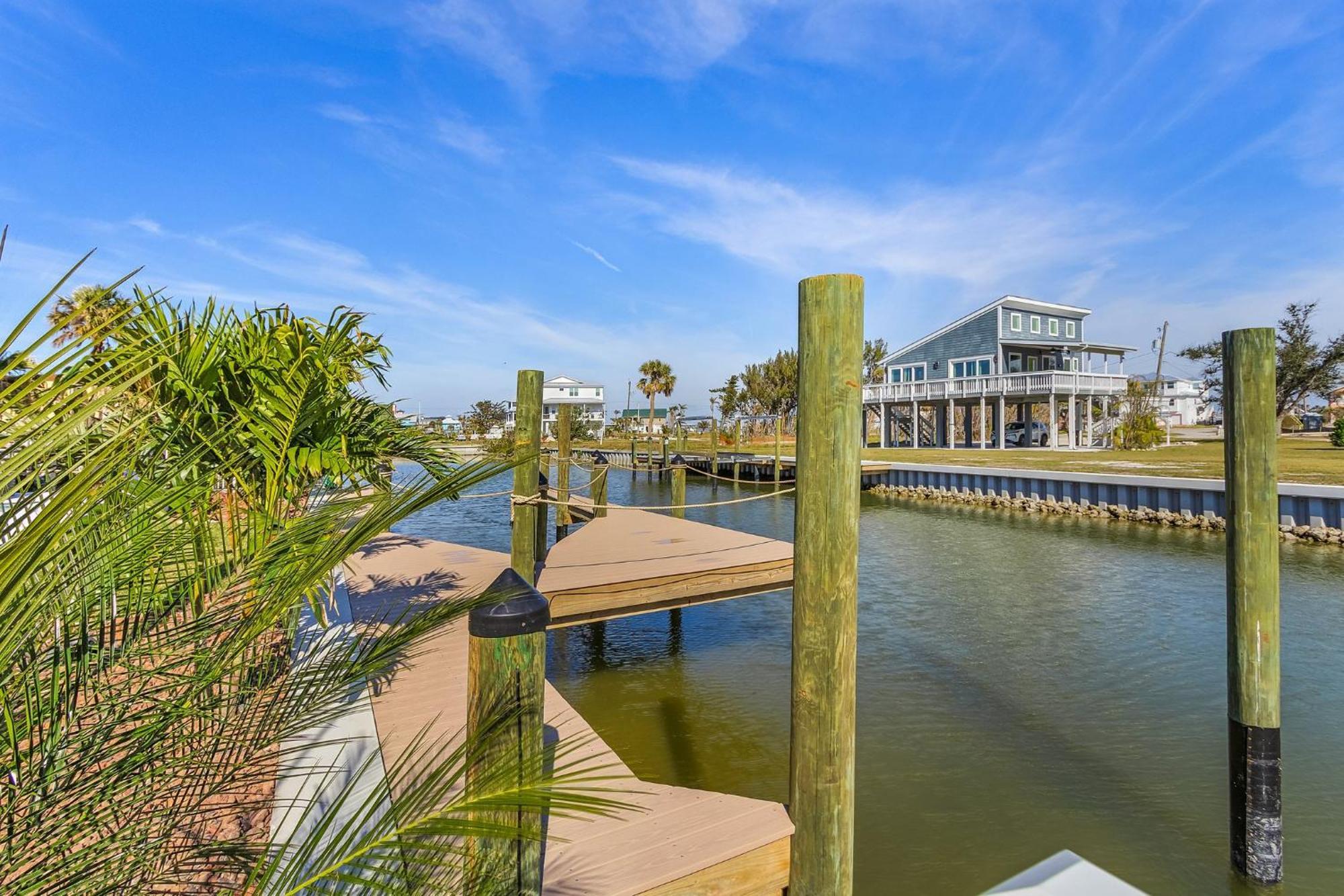 749 Paradise Pointe * Fort Myers Beach