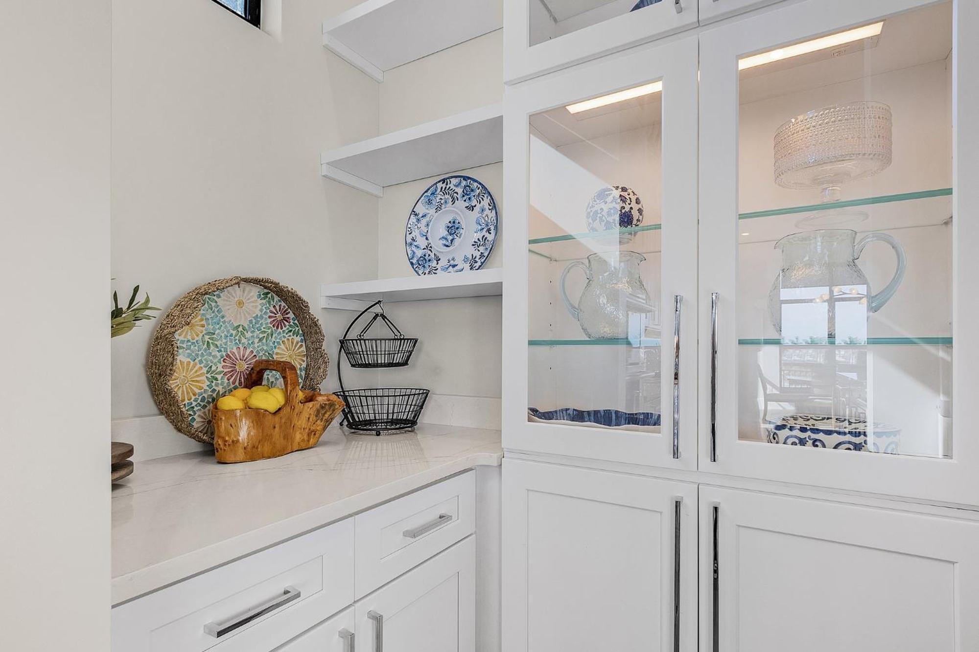 749 Paradise Pointe