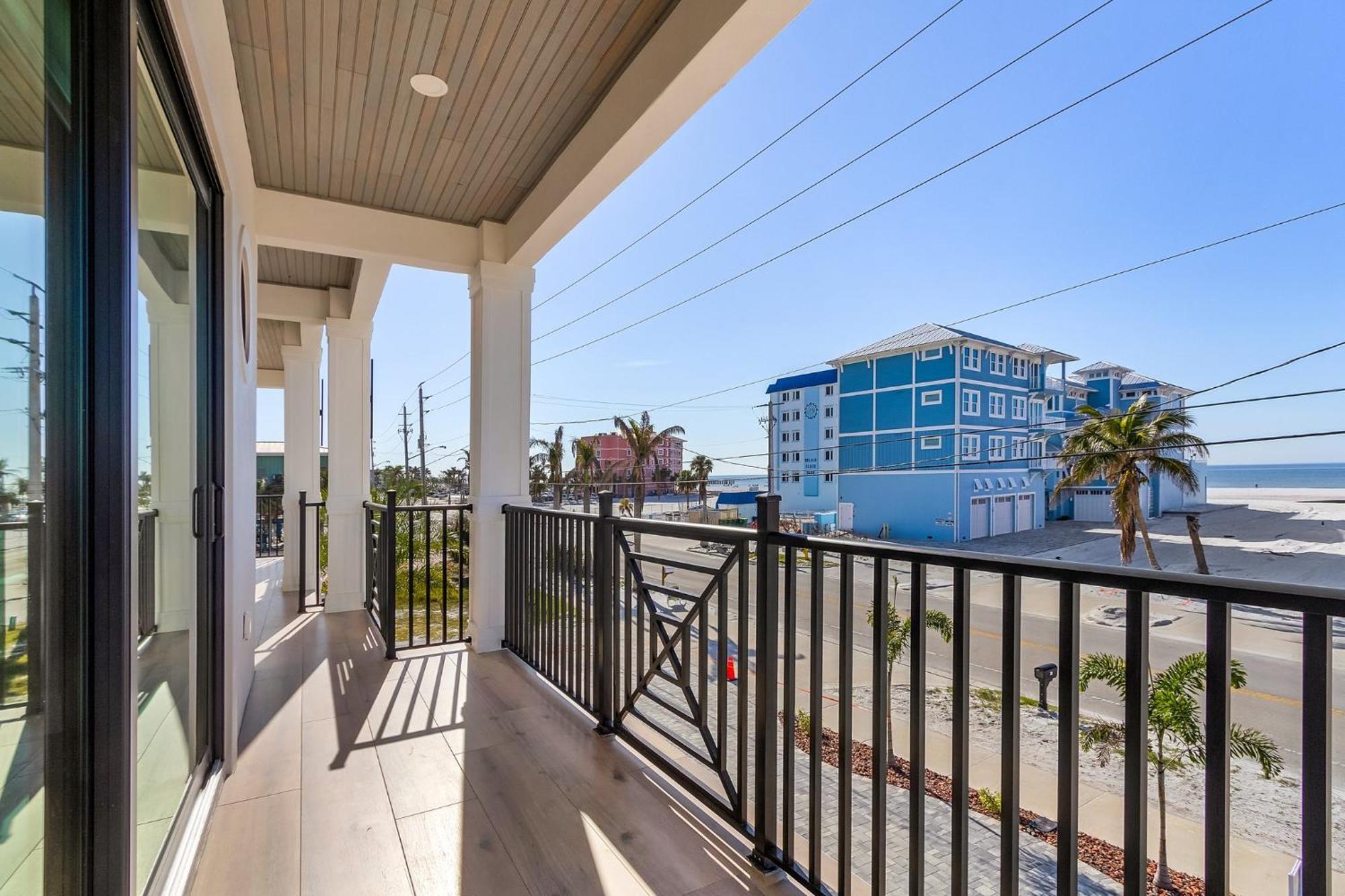 749 Paradise Pointe