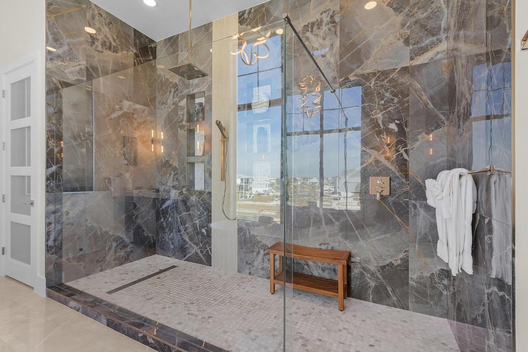 749 Paradise Pointe