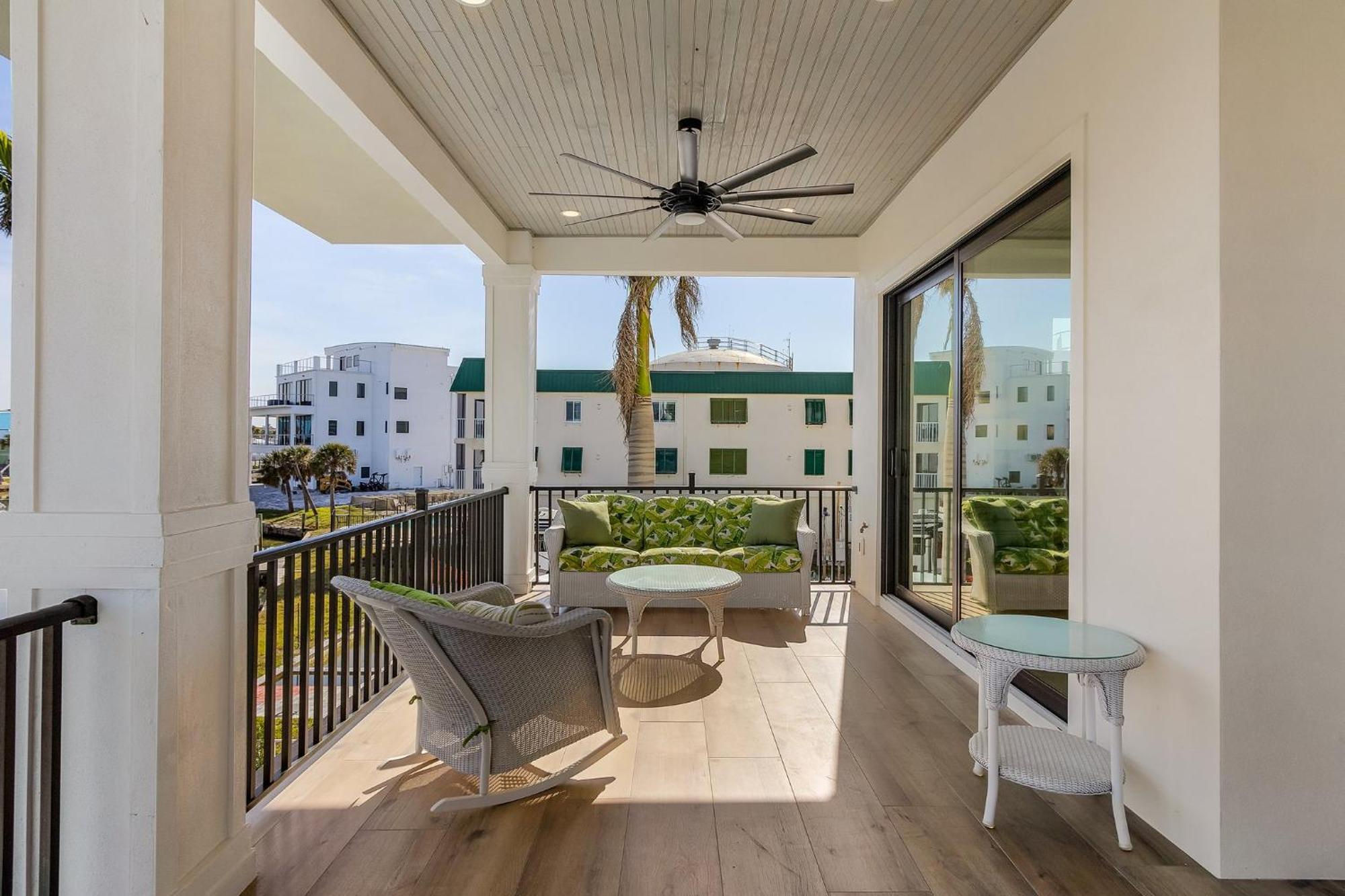 749 Paradise Pointe Fort Myers Beach