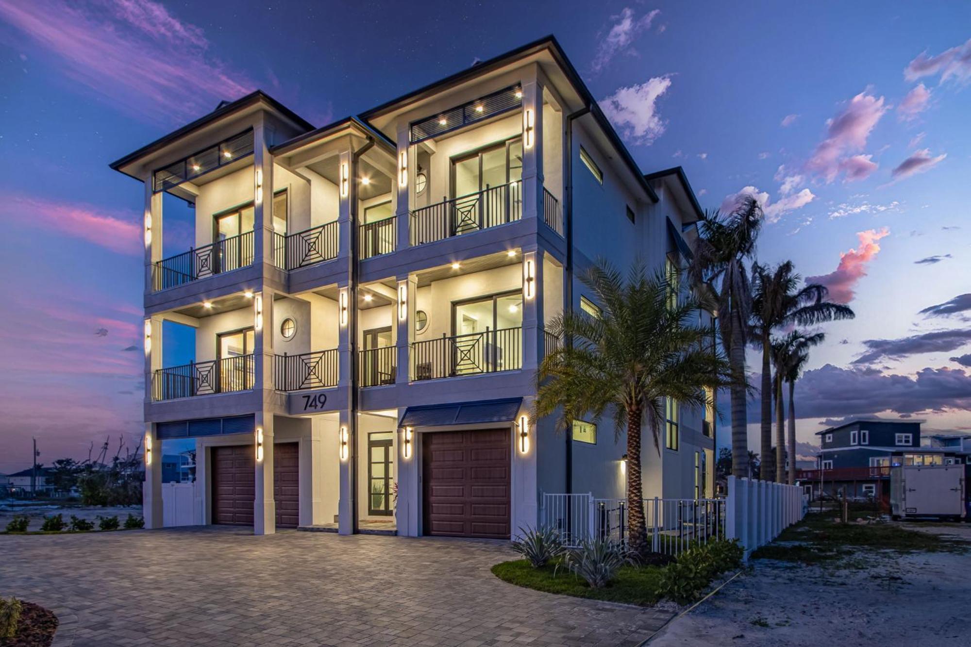 749 Paradise Pointe * Fort Myers Beach