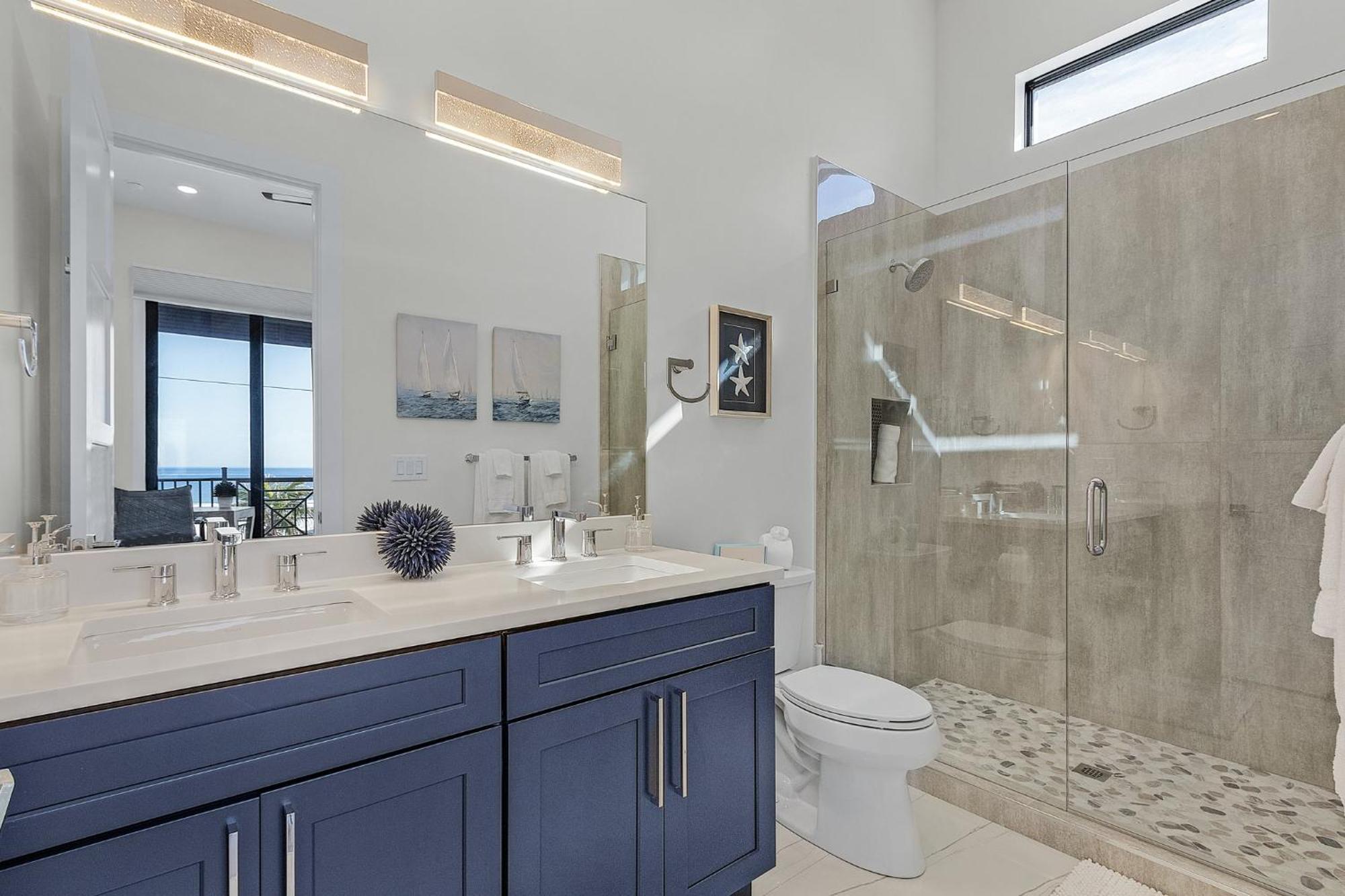 749 Paradise Pointe