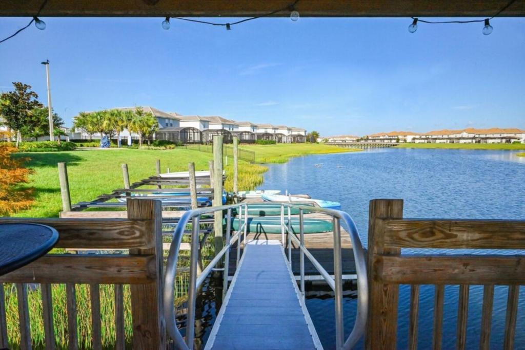 View Free Pet Fee Under 25lbs Villa