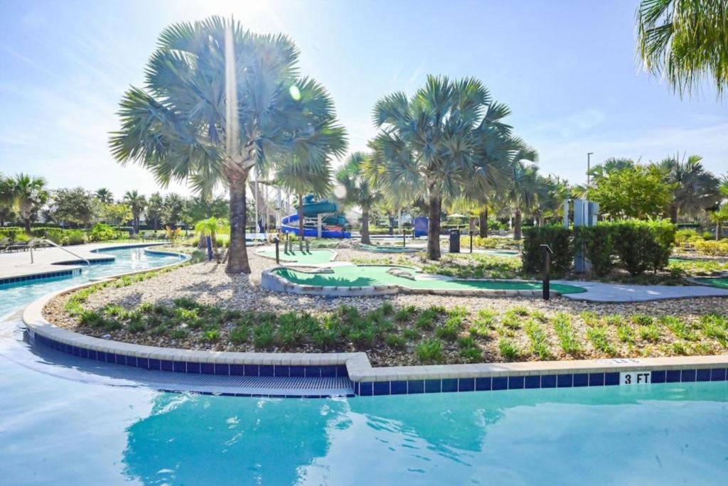 View Free Pet Fee Under 25lbs * Kissimmee