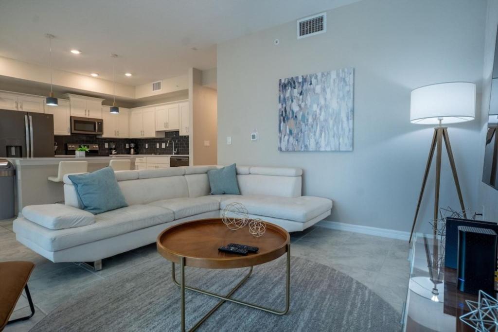 View Free Pet Fee Under 25lbs Villa Kissimmee
