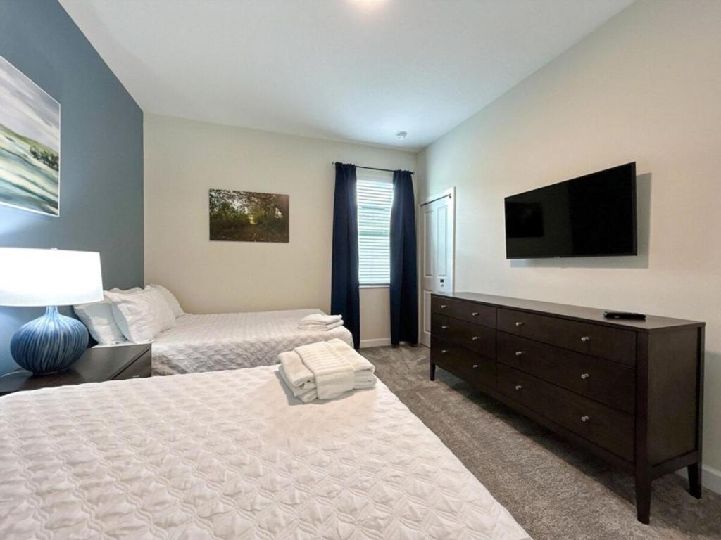Oasis Free Pet Fee Apartment Kissimmee