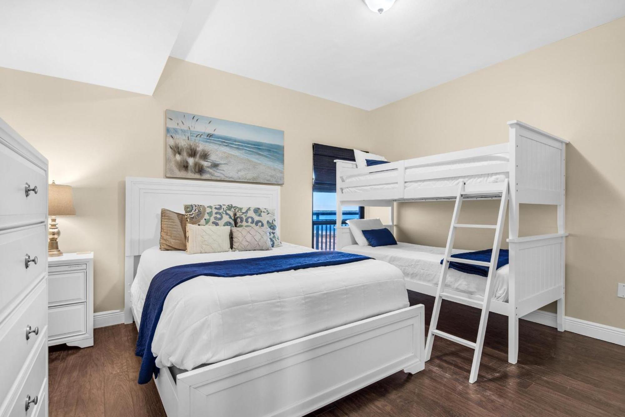 Towers 805 Holiday home