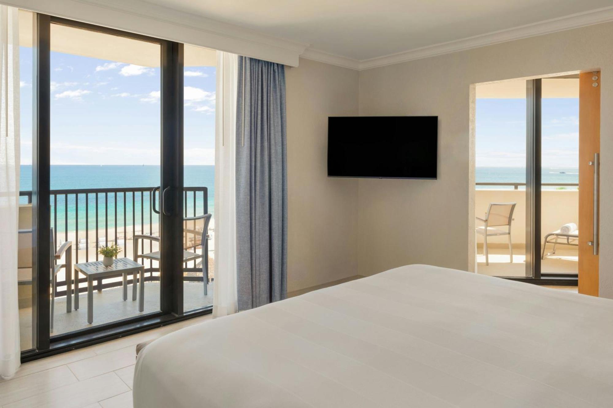 Lauderdale Marriott Harbor & 4*