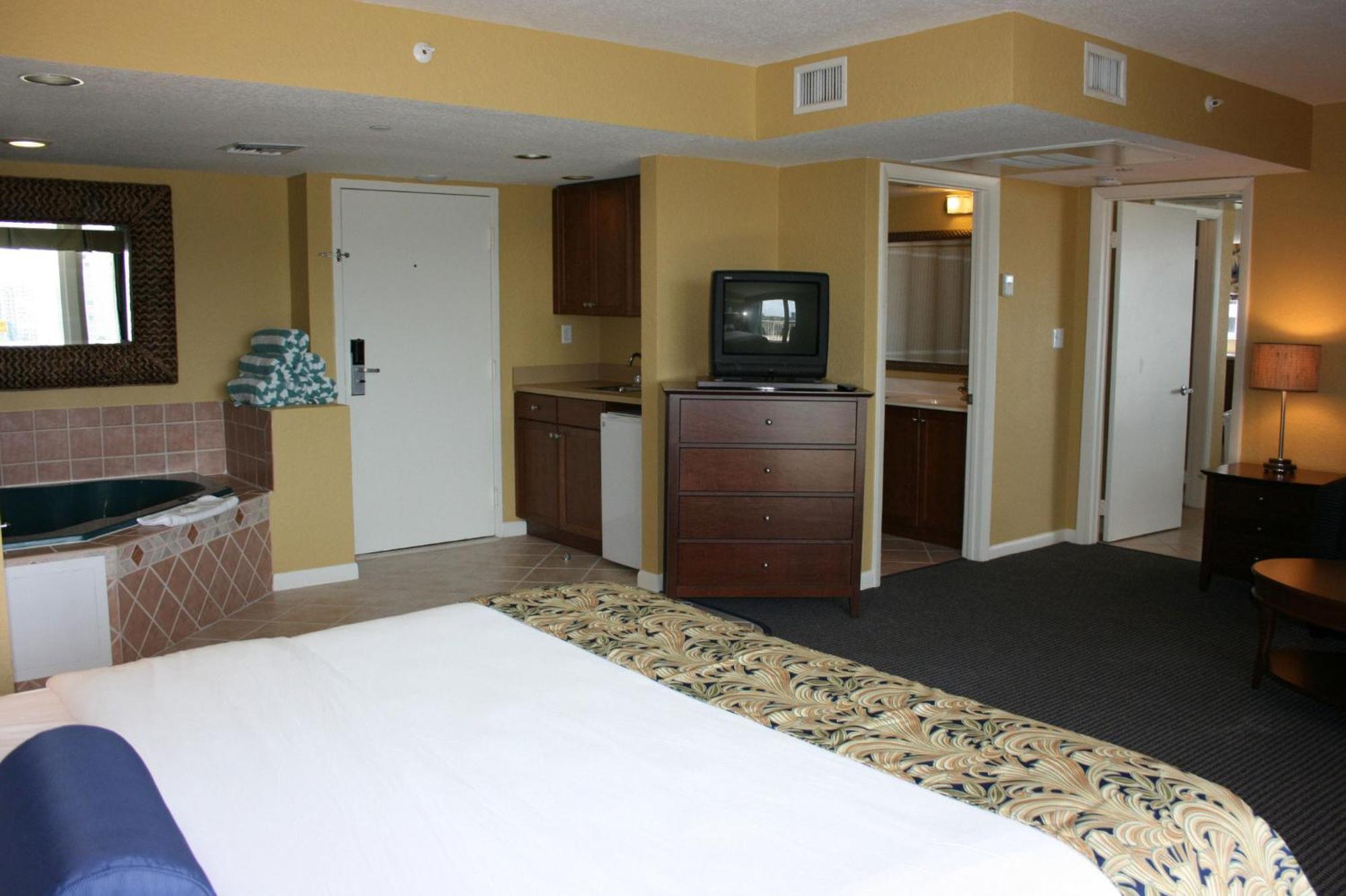 Club Wyndham Santa Barbara Resort 4*