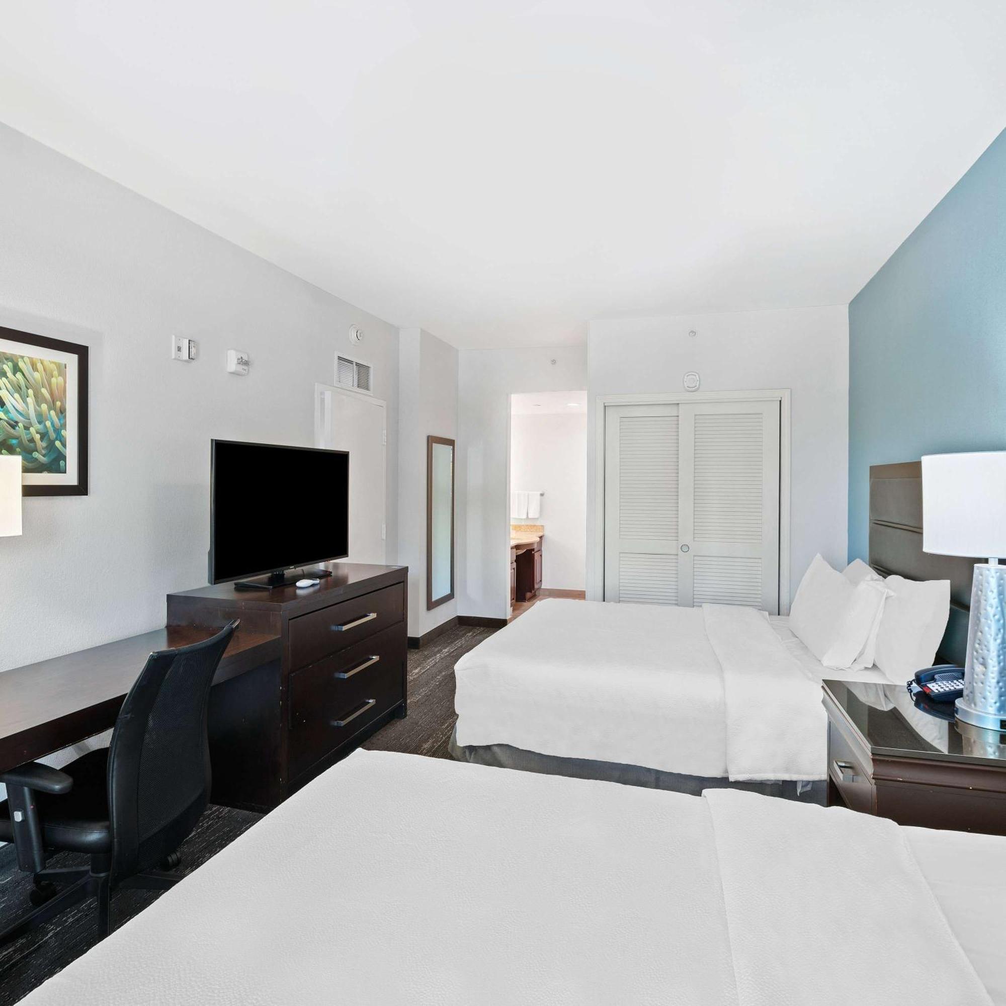 Homewood By Hilton Lauderdale Airport-cruise Port 3*