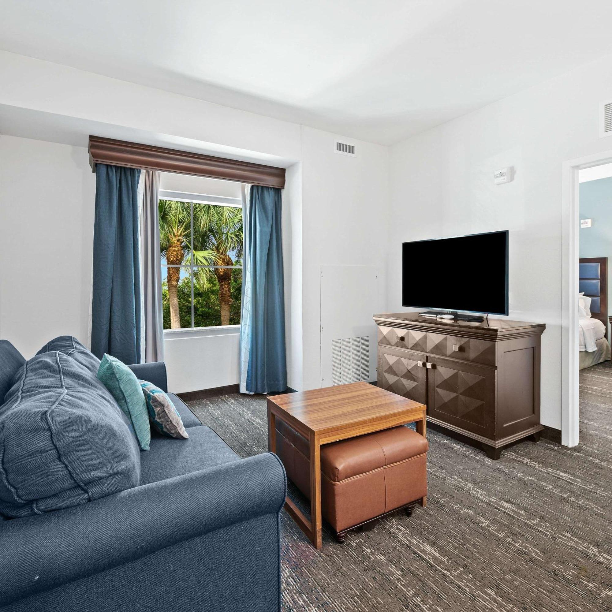 Homewood By Hilton Lauderdale Airport-cruise Port Hotel