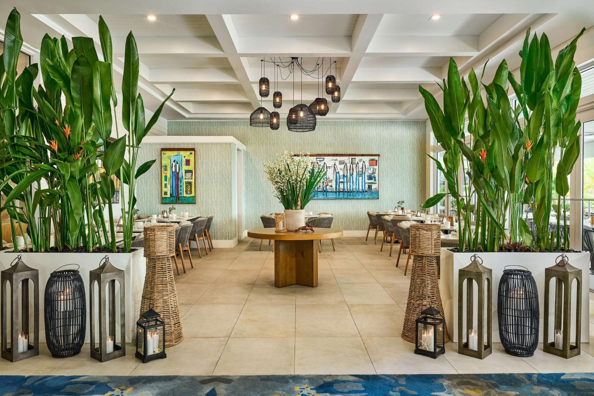 Faro Blanco & Yacht Club Marathon, Curio By Hilton 4* Marathon