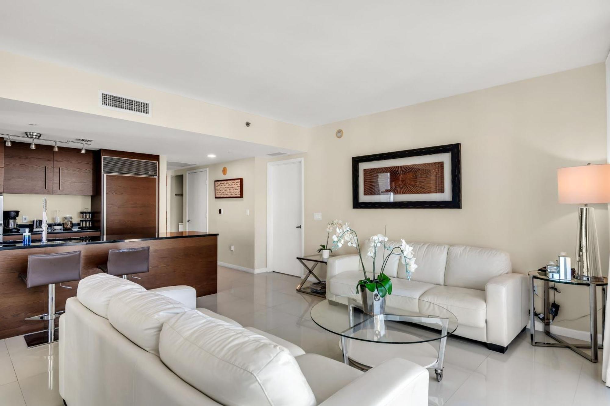 Icon Brickell The W