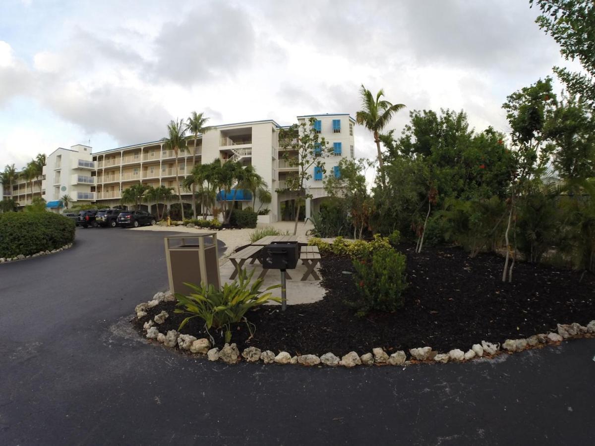 Ocean Pointe - 1214 Sea View Aparthotel Tavernier