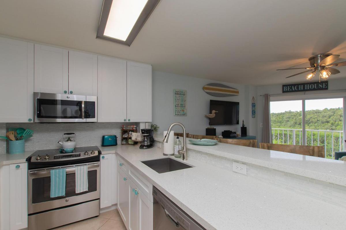 Ocean Pointe - 1214 Sea View Tavernier