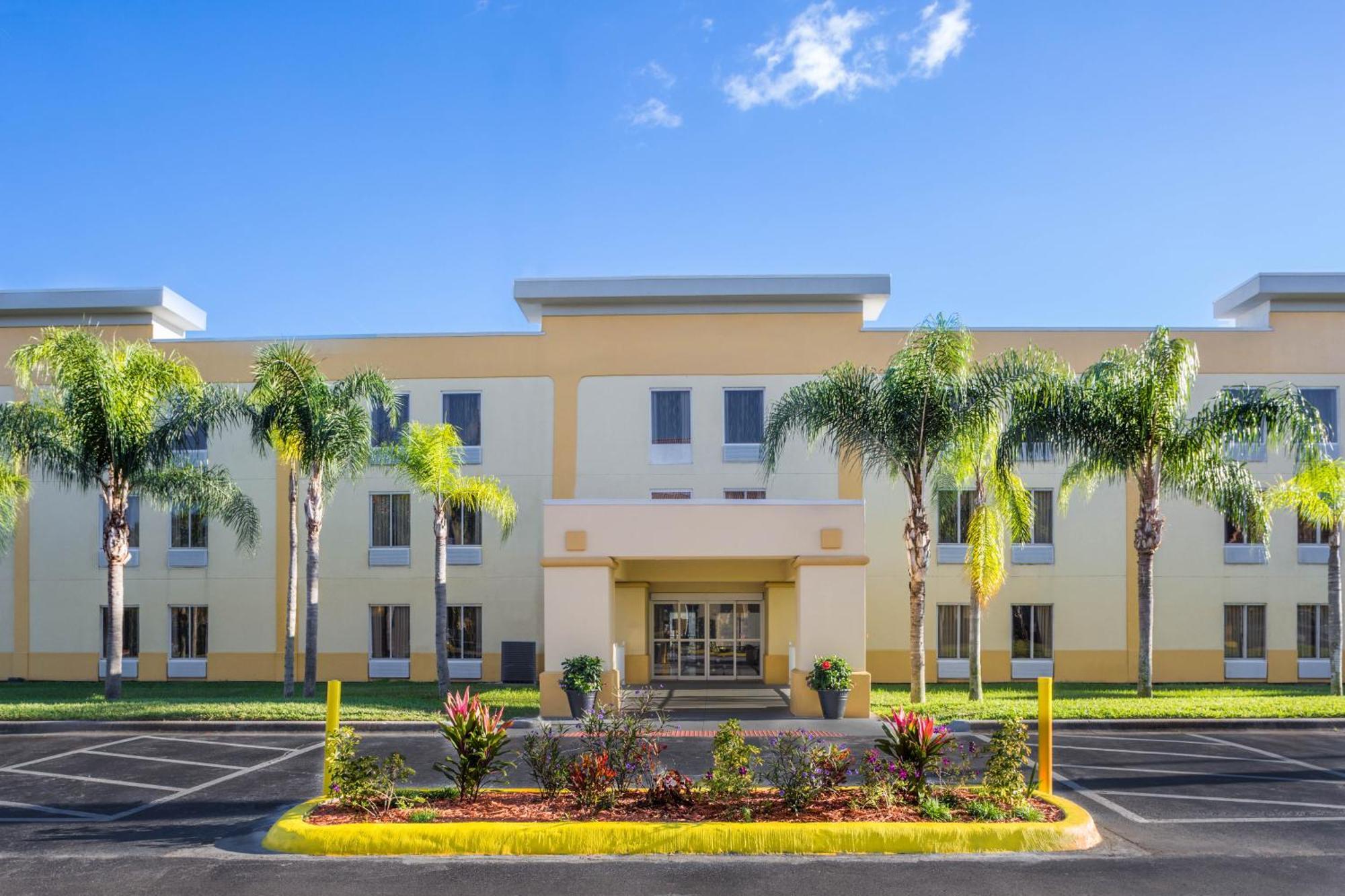 La Quinta By Wyndham Universal Area - Free Shuttle To Universal Hotel Orlando